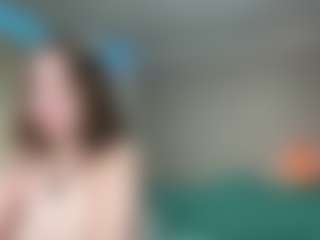 Live cam show with aura-18 - Blowjob on Fling VIP Chat
