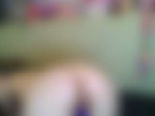 Live cam show with beckytheclown - New Shaved Pussy on sexytreat.net