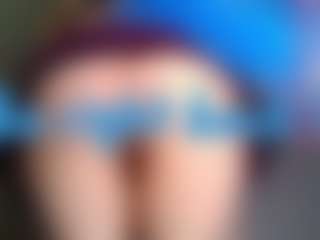 Live cam show with beckytheclown - Thin on sexylive.show