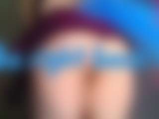 Live cam show with beckytheclown - Blue Eyes on Camming Site