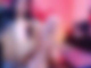Live cam show with elinne-hendrix - Brown Hair on TeamSkeetLive