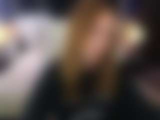 Live cam show with FoxyMayy - Longhair on CamClone