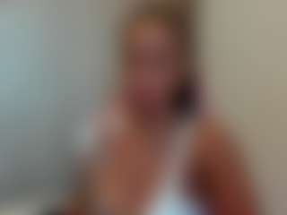JulitPink's Live Sex Cam Show