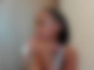 JulitPink's Live Sex Cam Show