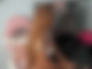 Live cam show with JulitPink - Ebony Teen (18+) on LiveSexCams6