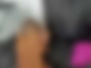 JulitPink's Live Sex Cam Show