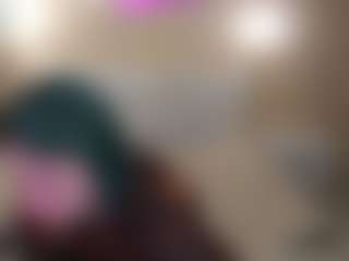 EliaRose's Live Sex Cam Show