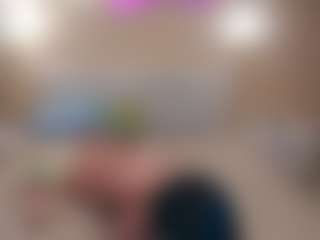 EliaRose's Live Sex Cam Show