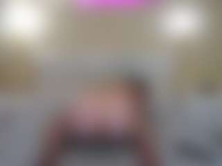 EliaRose's Live Sex Cam Show
