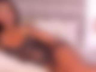Live cam show with Dakota Wangi - Amateur on hotwifechat.live