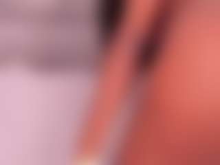 Live cam show with Dakota Wangi - Wet on Camsoda