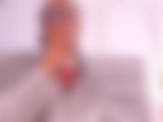 Live cam show with Dakota Wangi - Shaved Pussy on Gym Cam Girls