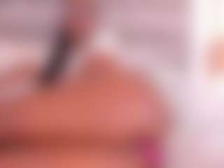 Live cam show with Dakota Wangi - Ebony on Chatstar | colombia