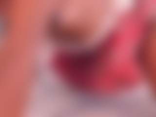 Live cam show with Dakota Wangi - Shaved Pussy on Uber Horny