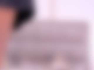 Live cam show with Dakota Wangi - Black Amateur on live18s.com