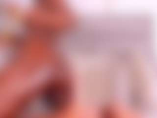 Live cam show with Dakota Wangi - Fingering Ebony on Instabang