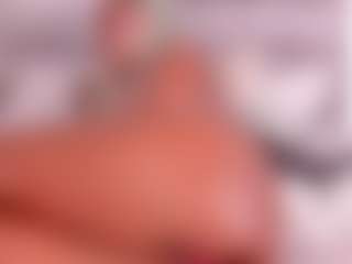 Live cam show with Dakota Wangi - Striptease on Camsoda