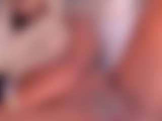 Live cam show with Dakota Wangi - Middle Aged on TastyBlacksLive