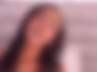 Live cam show with Dakota Wangi - Spy Granny on Camsoda