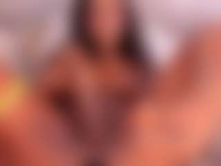 Live cam show with Dakota Wangi - Black Squirt on slutload