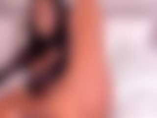 Live cam show with Dakota Wangi - Ebony Teen (18+) on Free Soda