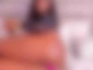 Live cam show with Dakota Wangi - Latina on livesuperchat.net | colombia