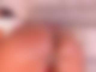 Live cam show with Dakota Wangi - Moaning on livesuperchat.net