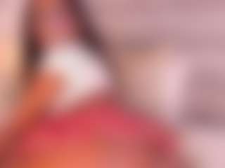 Live cam show with Dakota Wangi - Spank on AdultVida.com