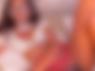 Live cam show with Dakota Wangi - Spank Ebony on AdultVida.com