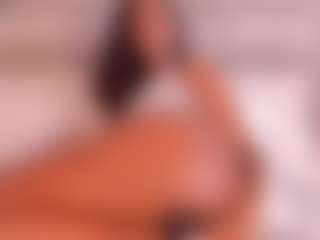 Live cam show with Dakota Wangi - BBW on Hubzter Live
