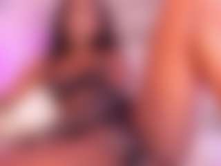 Live cam show with Dakota Wangi - Natural on camwithhim.com