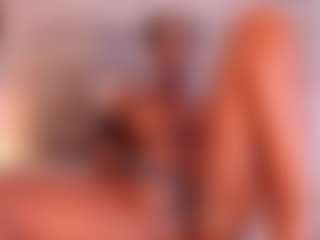Live cam show with Dakota Wangi - Spy Granny on Dare Cams