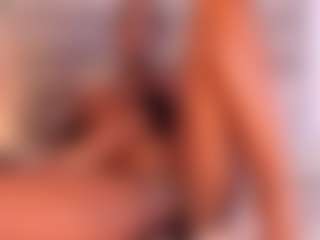 Live cam show with Dakota Wangi - Flashing on sexylive.show