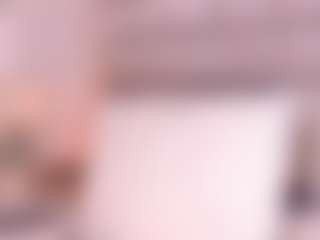 Live cam show with Dakota Wangi - Average on Camsoda