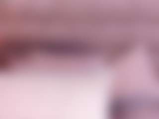 Live cam show with Dakota Wangi - Average on sexylivex.com