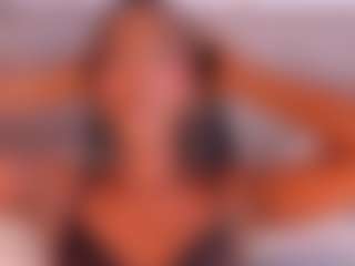 Live cam show with Dakota Wangi - Ebony Shaved Pussy on MyBangCams