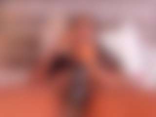 Live cam show with Dakota Wangi - Flashing on SquirtSoMuch