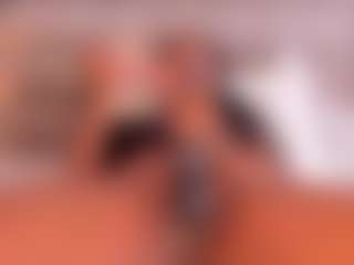 Live cam show with Dakota Wangi - Black Middle Aged on Camsoda