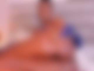 Live cam show with Dakota Wangi - Moaning on madthumbs