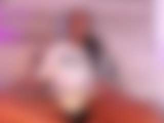 Live cam show with Dakota Wangi - BBW Teen (18+) on Camsoda