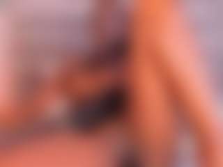Live cam show with Dakota Wangi - Spy Petite on Camsoda