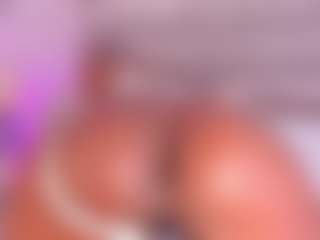 Live cam show with Dakota Wangi - Deepthroat on Camsoda