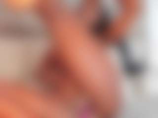 Live cam show with Dakota Wangi - Lovense on liverealitysex.com