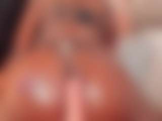 Dakota Wangi's Live Sex Cam Show