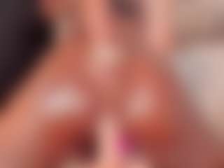 Dakota Wangi's Live Sex Cam Show