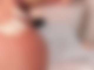 Dakota Wangi's Live Sex Cam Show