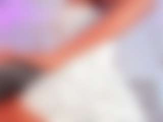 Live cam show with Dakota Wangi - Ebony Teen (18+) on Stripli.com