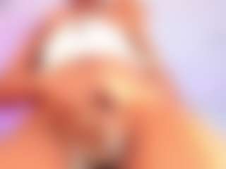 Live cam show with Dakota Wangi - Sexwebcam Black on TeamSkeetLive