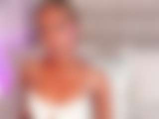 Live cam show with Dakota Wangi - Ebony HD on TeamSkeetLive