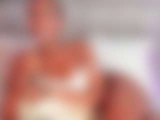 Live cam show with Dakota Wangi - Ebony on AdultVida.com